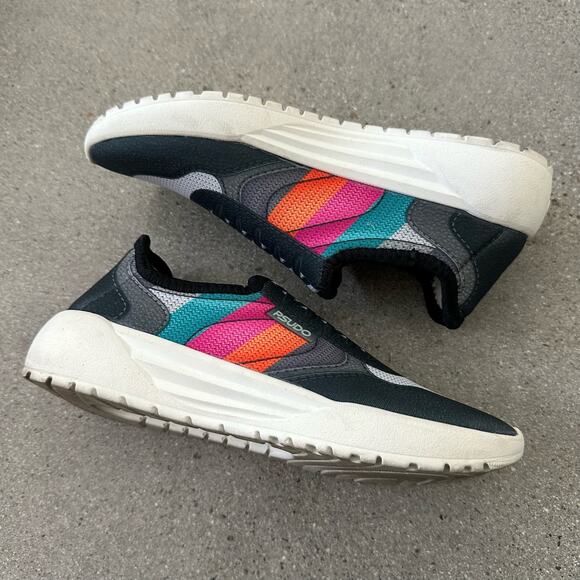 Psudo Women's Court Black / Multi Slip On Sneakers - Picture 3 of 7